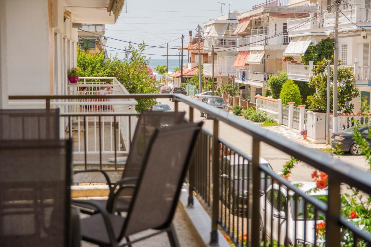Apartments Tania Paralia Dionysiou Exterior foto