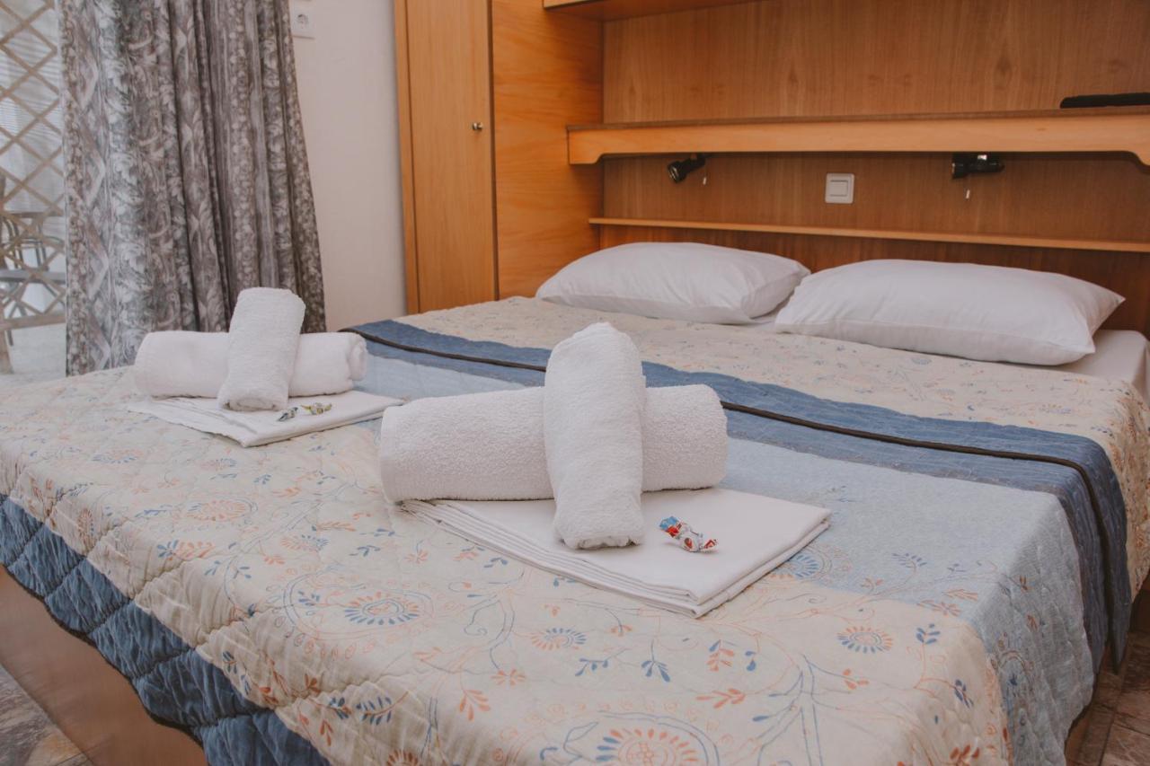 Apartments Tania Paralia Dionysiou Exterior foto